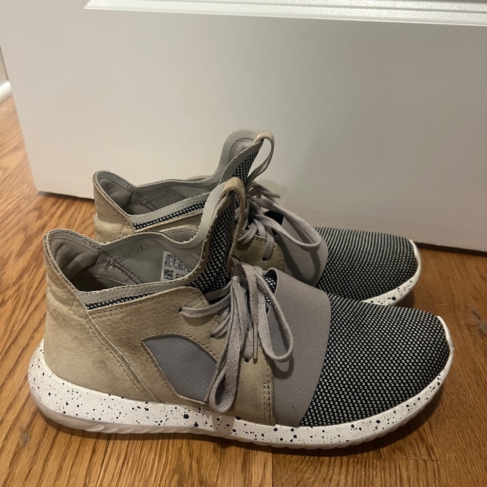 Adidas tubular sneakers